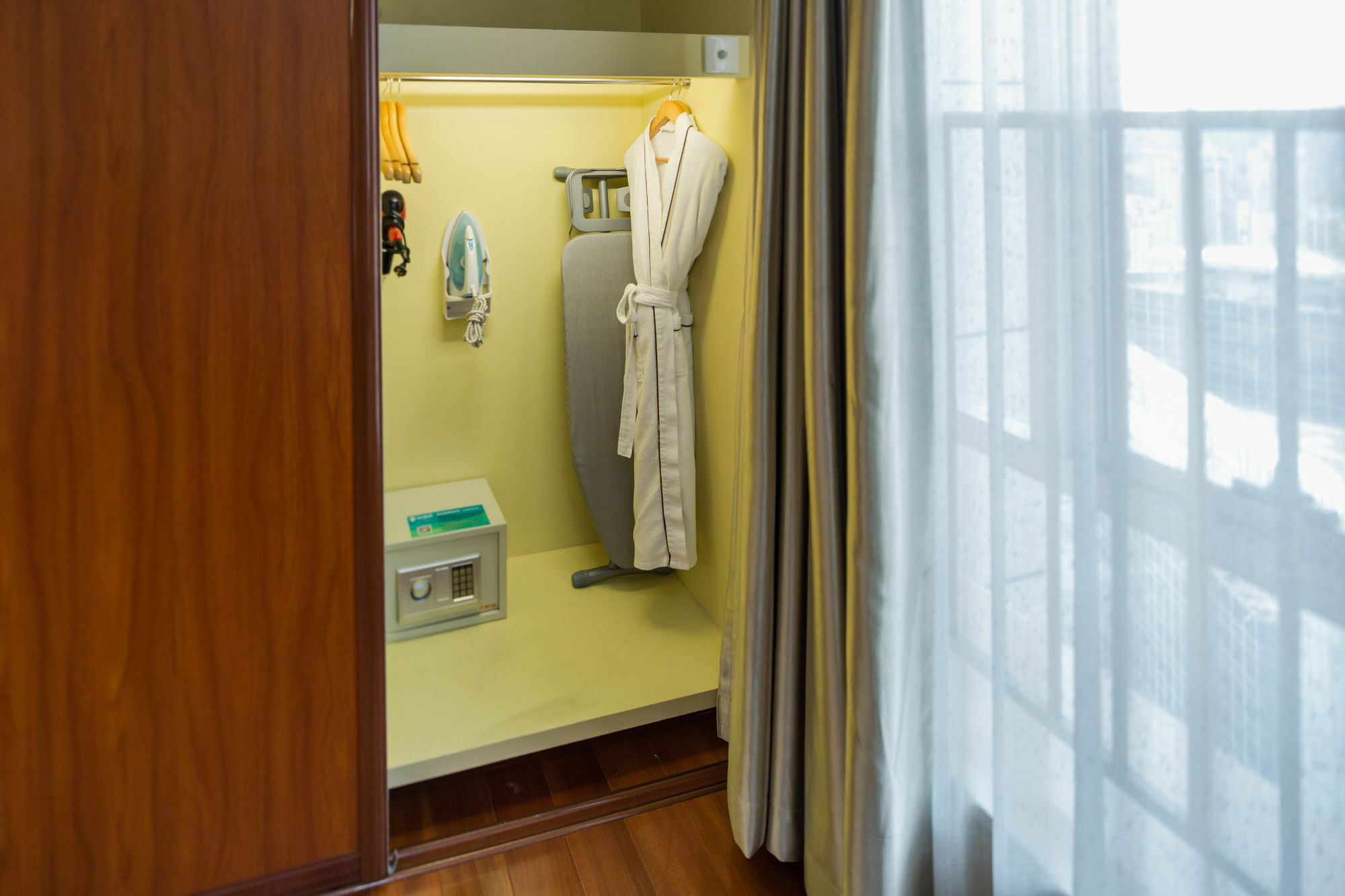 Waifiden Grand Easter International Apartment Canton Esterno foto